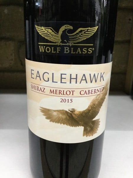 Rượu vang Wolf Blass Eaglehawk (Red - White)