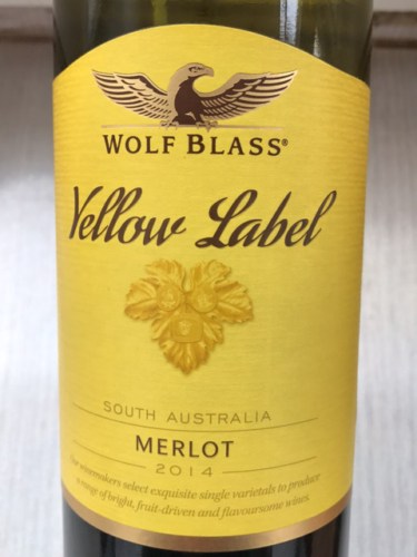 Rượu vang Wolf Blass Yellow Label (Red - White)