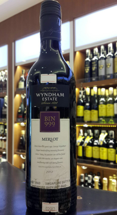Rượu vang Wyndham Estate Bin 999 Merlot
