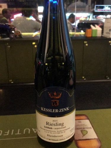 Vang Đức Riesling Semi Dry Blue Edition Kessler-Zink Vang Đức Riesling Semi Dry Blue Edition Kessler-Zink