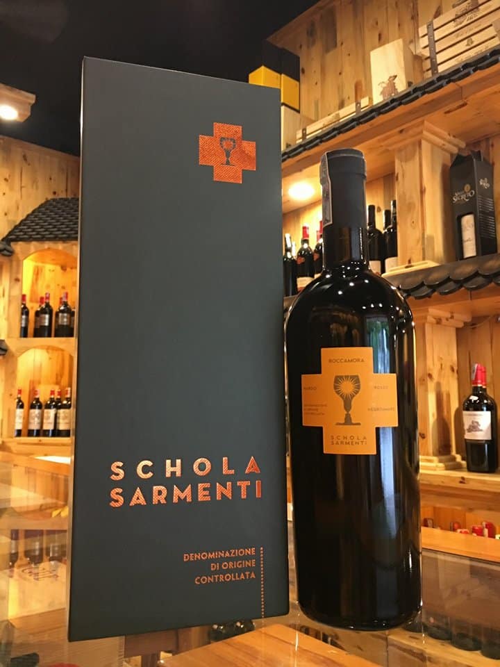 Vang Ý Roccamora Nardo Rosso Negroamaro - Chén Thánh Vàng Vang Ý Roccamora Nardo Rosso Negroamaro - Chén Thánh Vàng